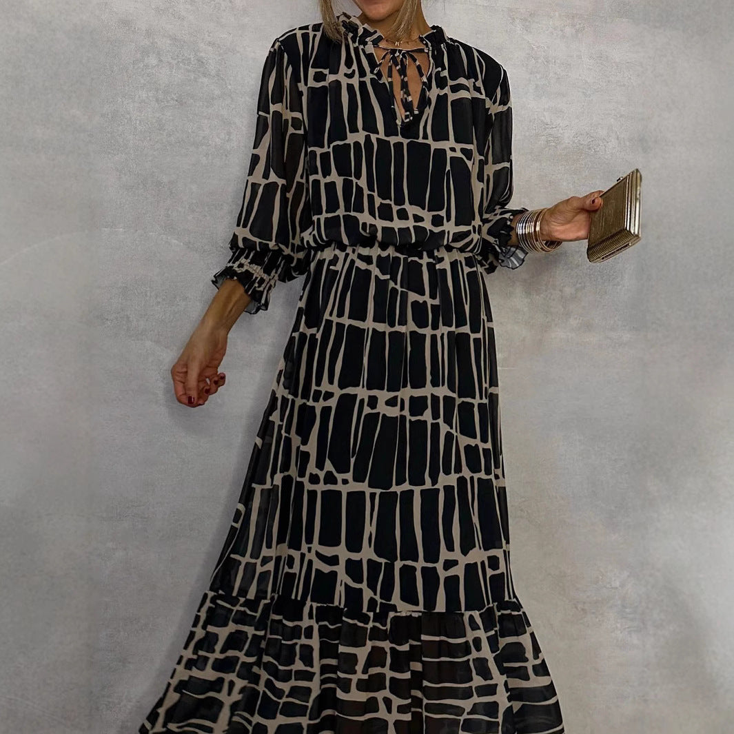 Elegant Long Sleeve Dress with Print, Fitted Waist and Flared Skirt, Autumn Fashion Dress